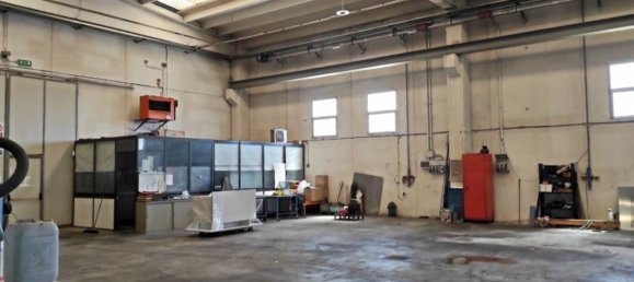 Armazém em Staffolo, Italy 2920 m² N.º 145653 28