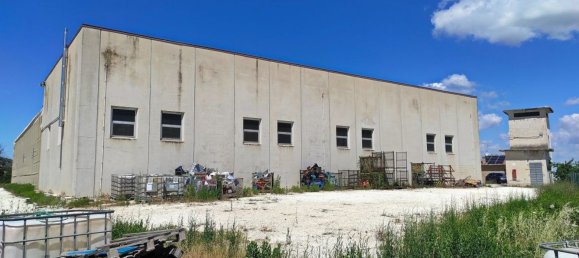 Armazém em Staffolo, Italy 2920 m² N.º 145653 24