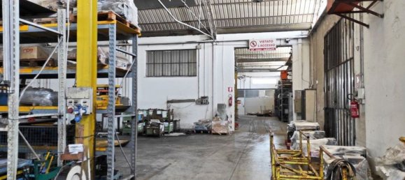 Armazém em Staffolo, Italy 2920 m² N.º 145653 10