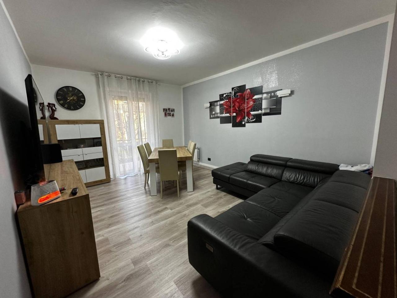 3 rooms Apartment in Lumezzane, Italy No. 33053