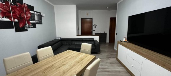 3 rooms Apartment in Lumezzane, Italy No. 33053 8