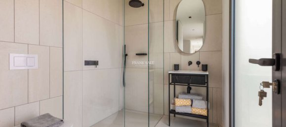 2 bedrooms Penthouse in Saint Julian's, Malta No. 4265 3