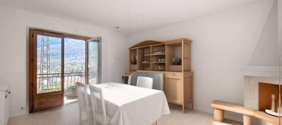 5 bedrooms House in Hautes-Alpes, France No. 300783 5