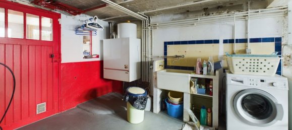 3 bedrooms House in Clamart, France No. 186522 10