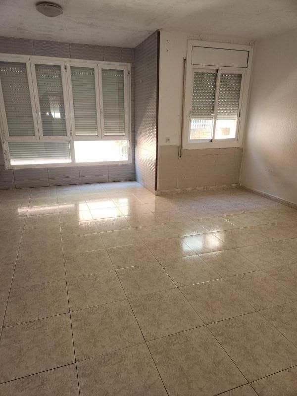 2 غرف نوم شقة في Lleida, Spain رقم 245799