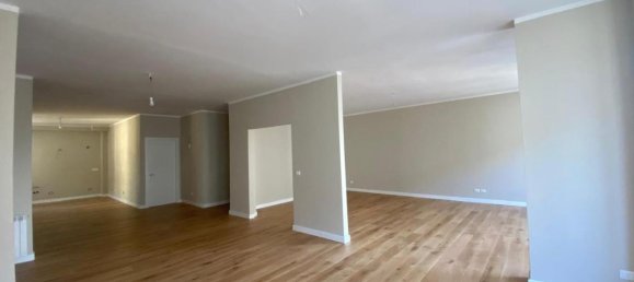 Apartamento de 6 habitaciónes en Livorno, Italy No. 38706 2