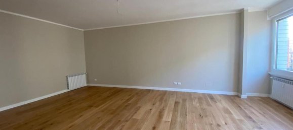 Apartamento de 6 habitaciónes en Livorno, Italy No. 38706 15