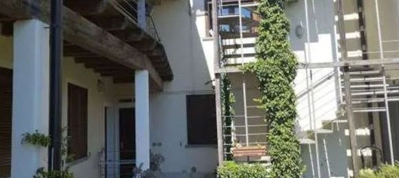 3غرفة شقة في Cocquio-Trevisago, Italy رقم 270239 25