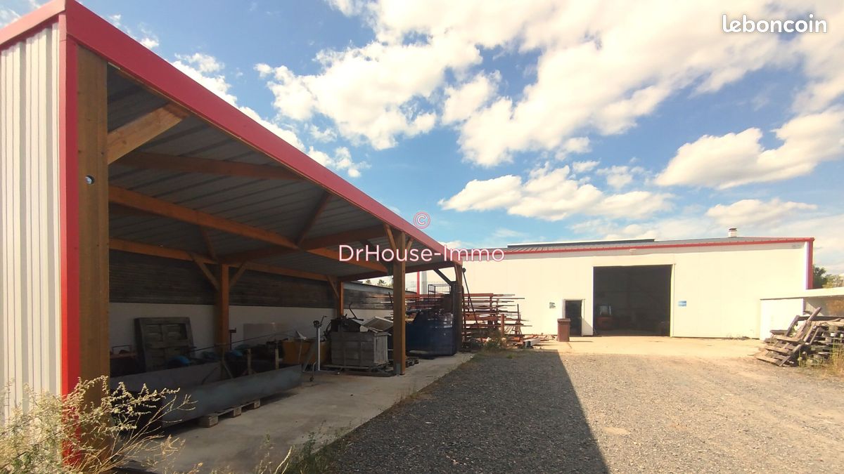 Квартира с 3 комнатами в Сен-Николя-де-Бургей, Франция № 48917