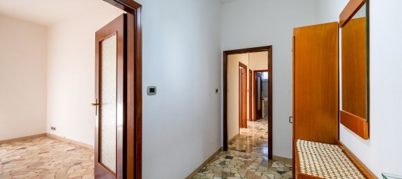 3 bedrooms Apartment in Sasso Marconi, Italy No. 322408 2