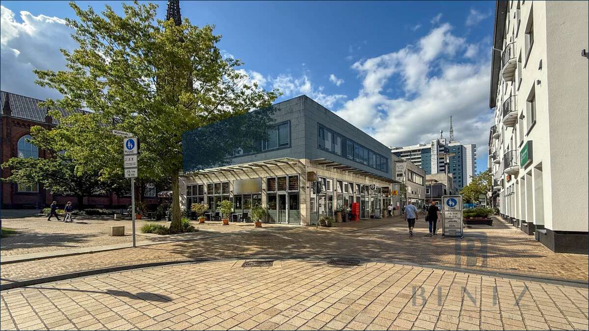 271m² Office in Bremerhaven, Germany No. 366465