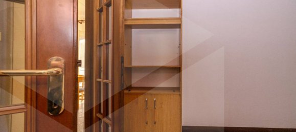 3 rooms Apartment in Bologna, Italy No. 22070 8