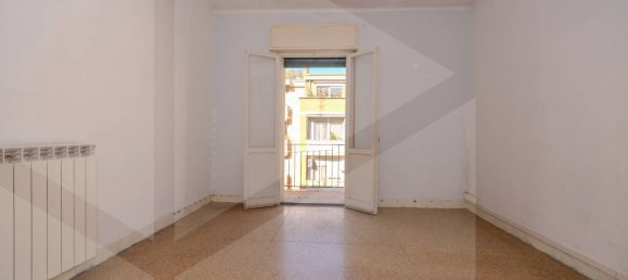 3 rooms Apartment in Bologna, Italy No. 22070 41