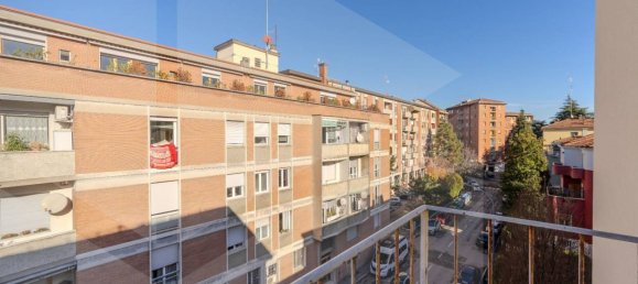 3 rooms Apartment in Bologna, Italy No. 22070 43