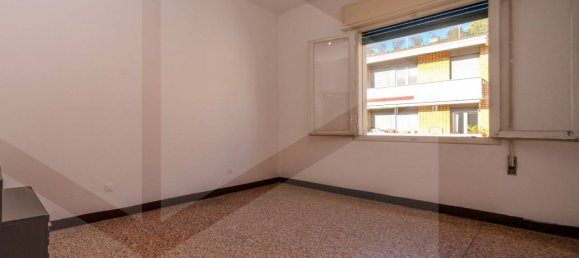 3 rooms Apartment in Bologna, Italy No. 22070 7