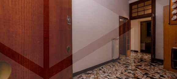 3 rooms Apartment in Bologna, Italy No. 22070 16