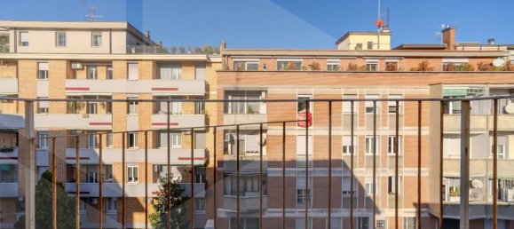 3 rooms Apartment in Bologna, Italy No. 22070 33