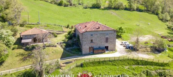 10 bedrooms House in Arezzo, Italy No. 130294 5