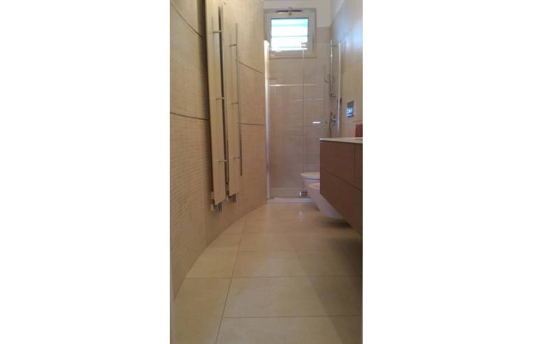 Квартира с 2 спальнями в Бари, Италия № 252643