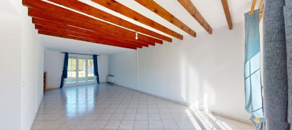 3 bedrooms Villa in Saint-Pierre-les-Nemours, France No. 197537 3