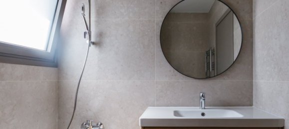 6 bedrooms Townhouse in Nicosia, Cyprus No. 32385 14