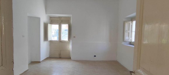 Дом с 3 комнатами в Санта Венерина, Италия № 170273 18