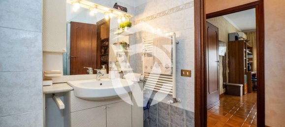 3 غرف نوم شقة في Rome, Italy رقم 73539 25