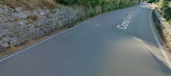 4 rooms Apartment in Pescia, Italy No. 293906 3