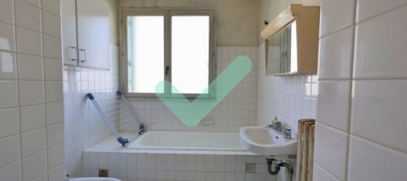 3 Schlafzimmer Haus in Marne, France, Nr. 303738 10