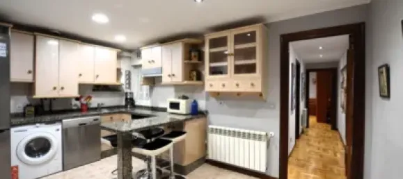 Квартира с 3 спальнями в Овьедо, Испания № 167891 12