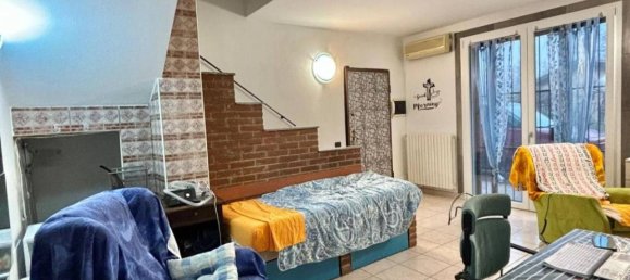 Villa de 3 habitaciónes en Mortara, Italy No. 79360 11