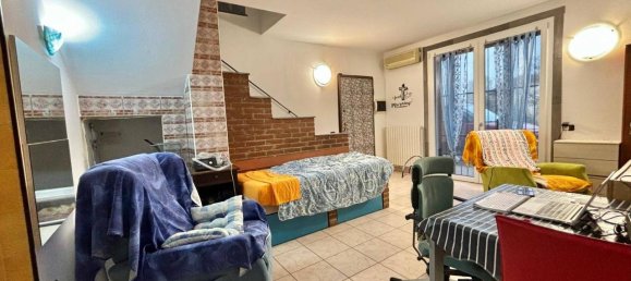 Villa de 3 habitaciónes en Mortara, Italy No. 79360 10