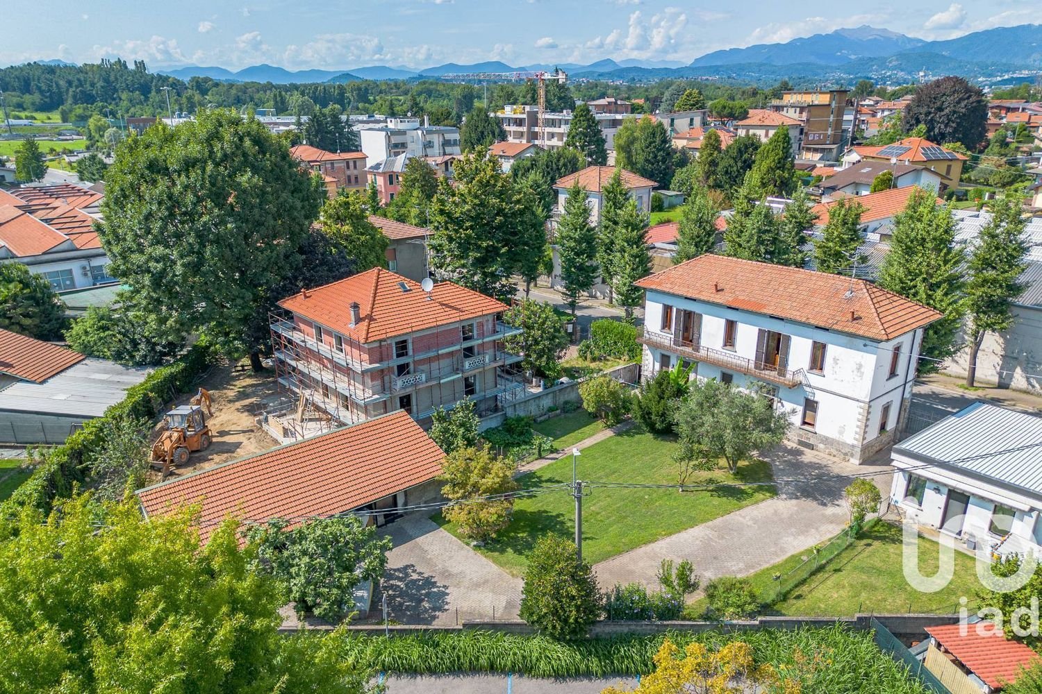 5 غرف نوم فيلا في Fino Mornasco, Italy رقم 333699