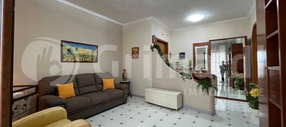 2 bedrooms Apartment in Casoria, Italy No. 297606 2