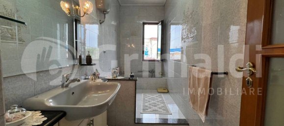 2 bedrooms Apartment in Casoria, Italy No. 297606 7