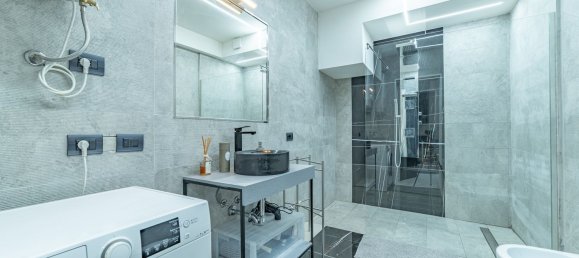 Apartamento T3 em Milan, Italy N.º 357874 19