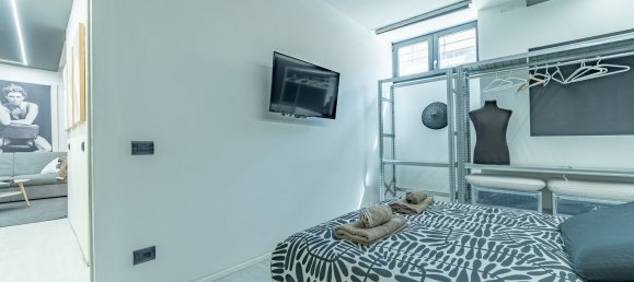 Apartamento T3 em Milan, Italy N.º 357874 9