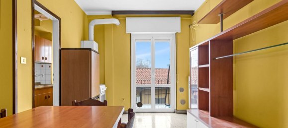 2 rooms Apartment in Cologno Monzese, Italy No. 10661 7