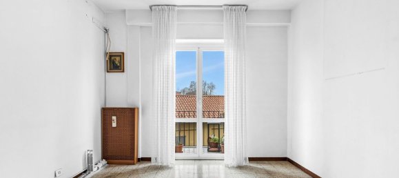 2 rooms Apartment in Cologno Monzese, Italy No. 10661 3