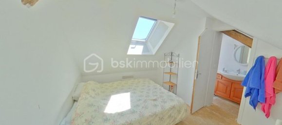 3 bedrooms Castles in Yonne, France No. 301616 15