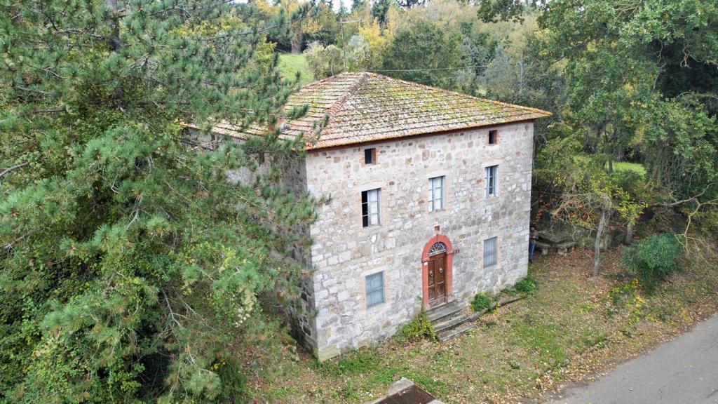 6 bedrooms House in Todi, Italy No. 83377