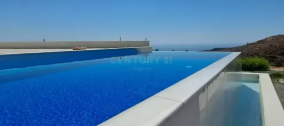 Вилла с 7 спальнями в Агиос Тихонас, Кипр № 296 2