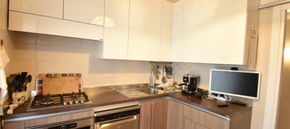 2 rooms Apartment in Rome, Italy No. 272628 17