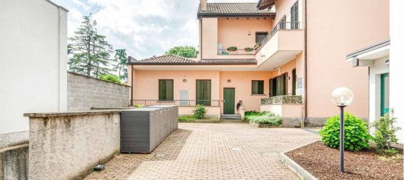 Квартира с 2 спальнями в Ро, Италия № 259231 22