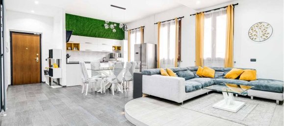 Квартира с 2 спальнями в Ро, Италия № 259231 2