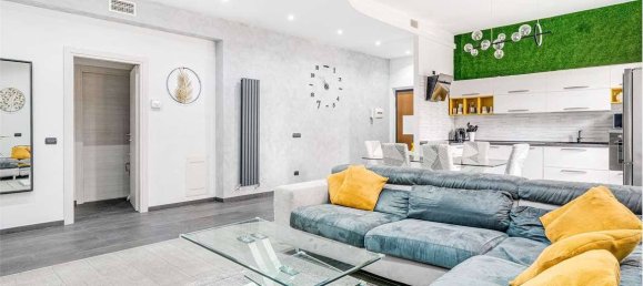 Квартира с 2 спальнями в Ро, Италия № 259231 5