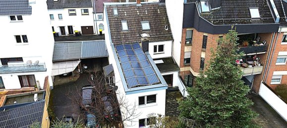 Дом с 4 спальнями в Ойскирхен, Германия № 35147 35