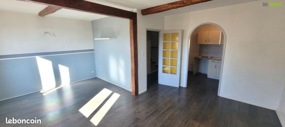 Таунхаус с 3 спальнями в Пьеррефё-дю-Вар, Франция № 190987 3