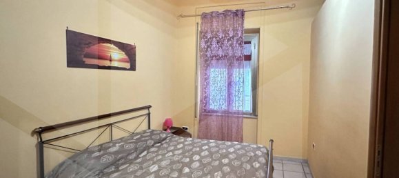 3 rooms Apartment in Casoria, Italy No. 23204 10