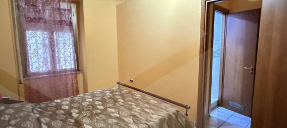 3 rooms Apartment in Casoria, Italy No. 23204 11